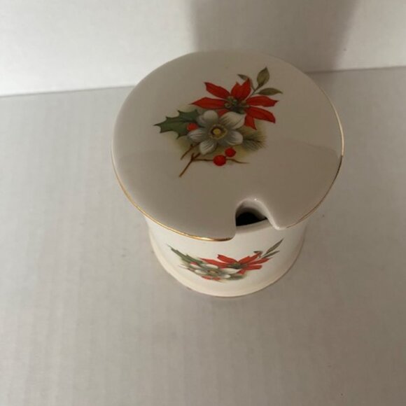 Christmas lidded Jam or sugar bowl. Sadler England. Vintage. Poinsettia - Picture 4 of 12